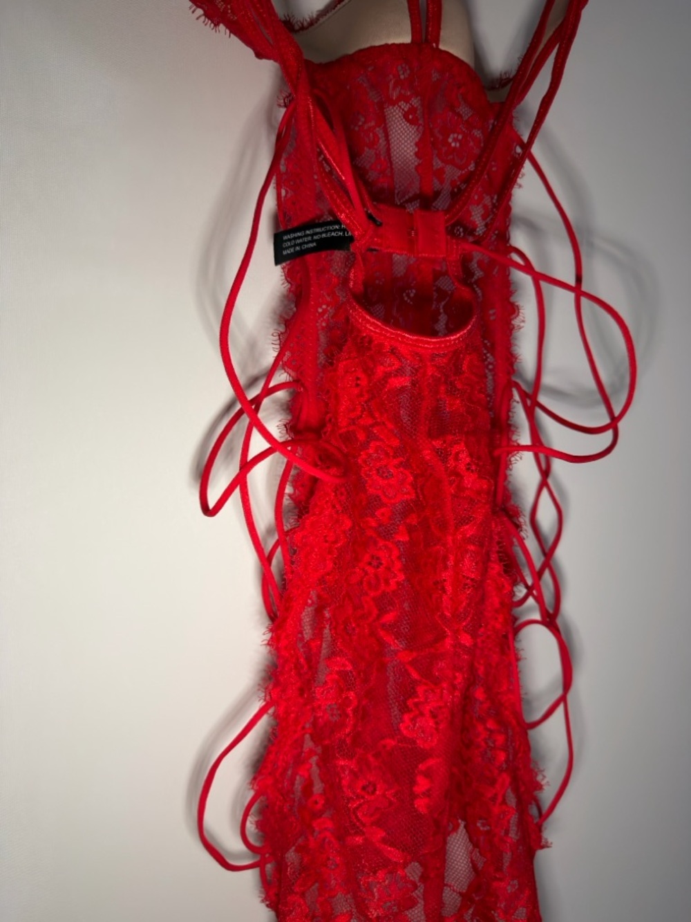 Red Lace - Picture 8 of 9